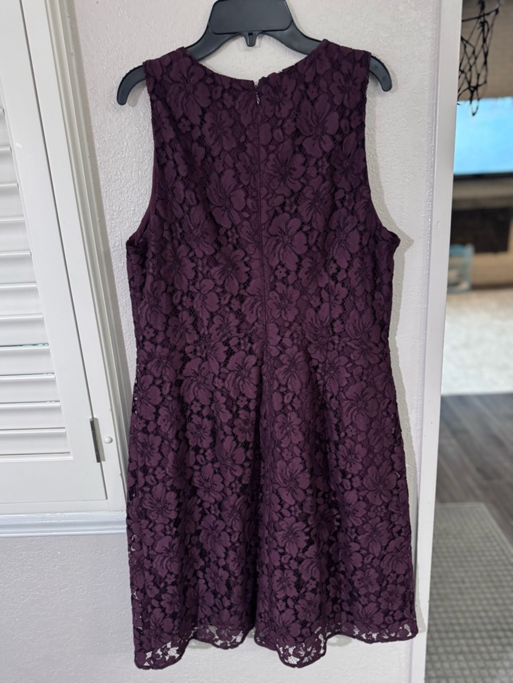 Ann Taylor Plum Floral Lace Midi Dress - Picture 3 of 5